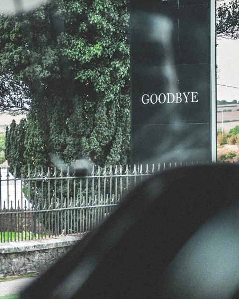 cambio laboral a mejor goodbye
